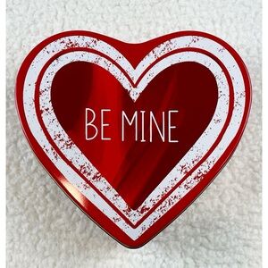 Red/White/Pink Valentine’s Day “Be Mine” Heart-Shaped Metal Tin Box